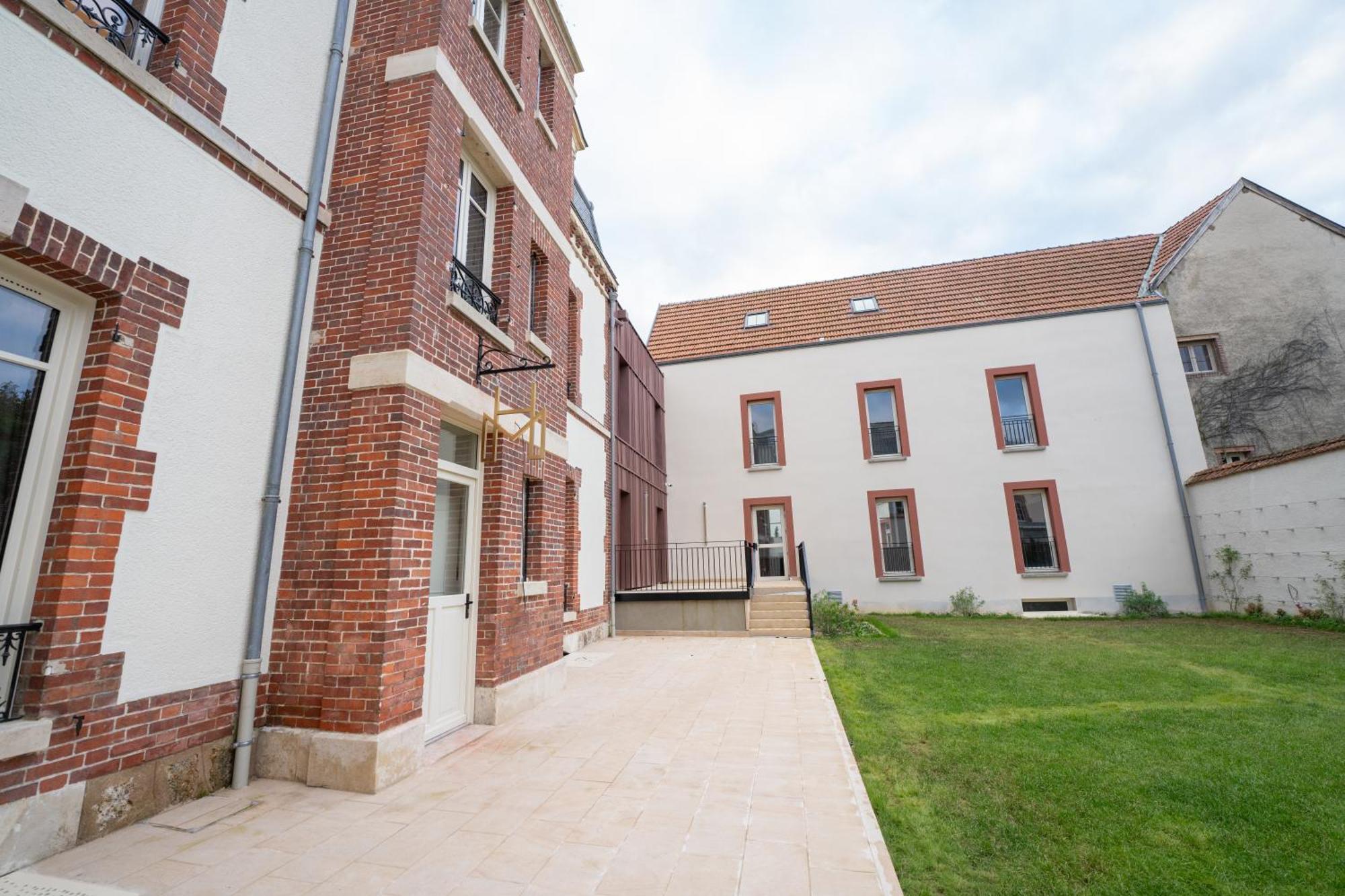 Hotel Margaux Epernay Bagian luar foto